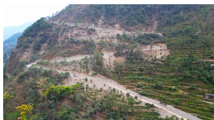 मार्ग खुलेको १५ वर्षपछि सडक स्तरोन्नति