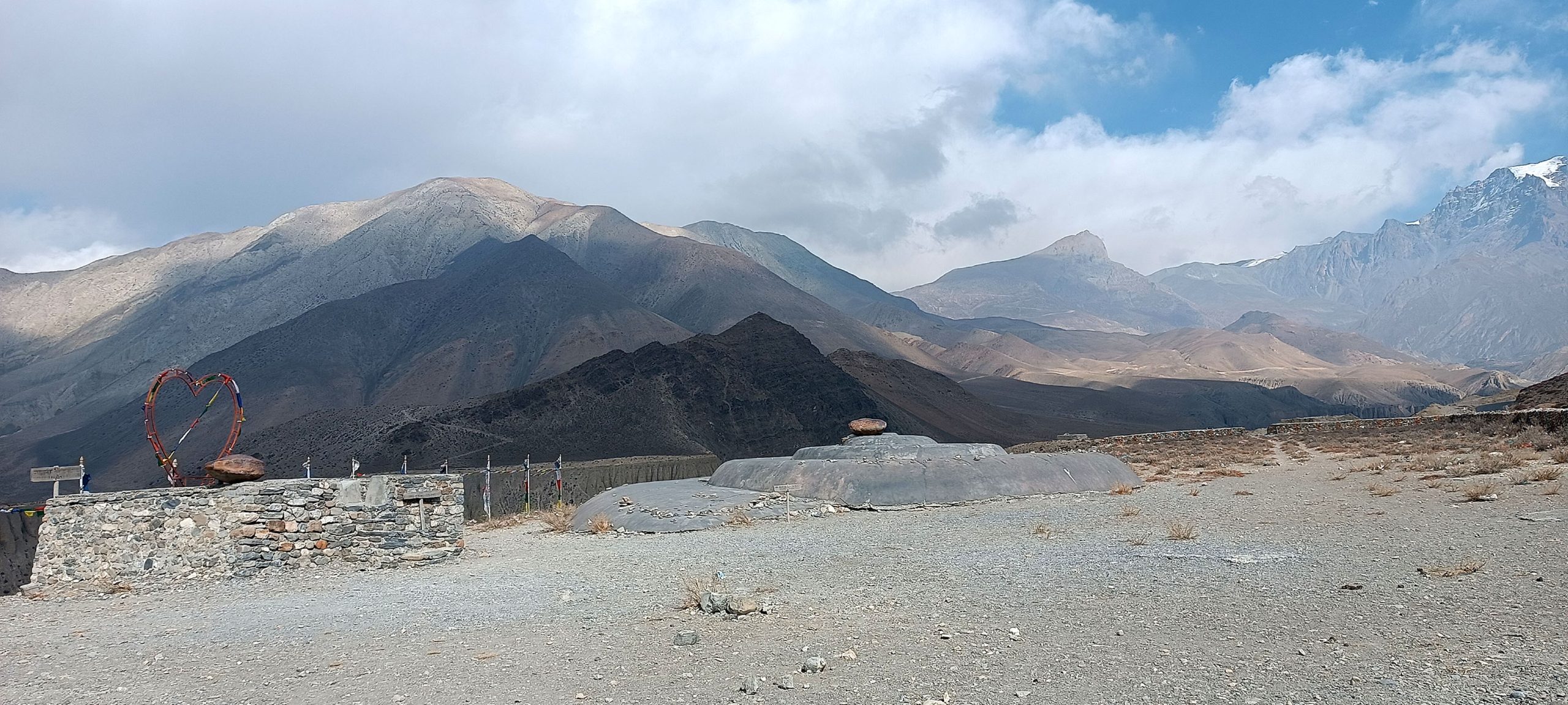 मुक्तिक्षेत्रमा मानवनिर्मित विशाल शालग्राम