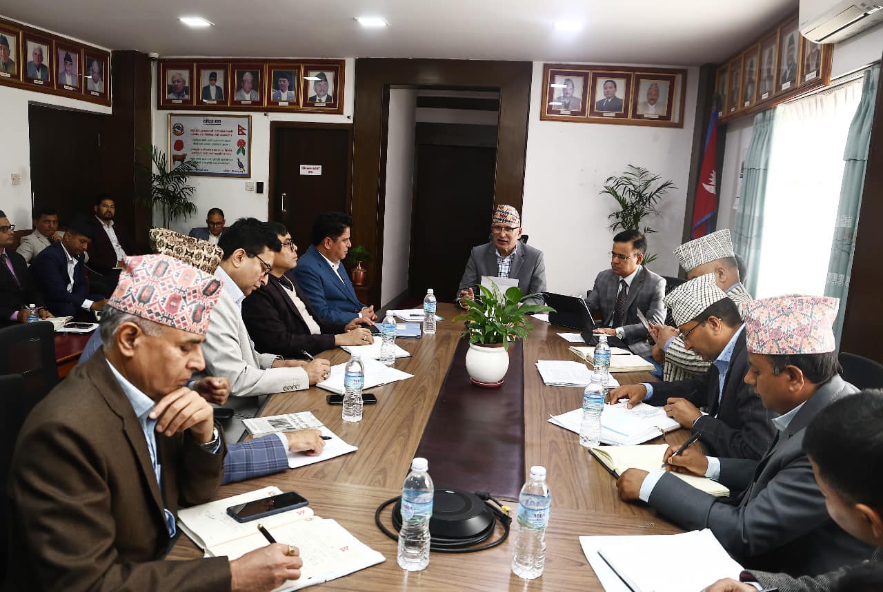 आगामी आर्थिक वर्षको बजेटबारे दुई मन्त्रालयसँग छलफल