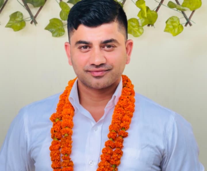 जनता जब जाग्नेछन्…