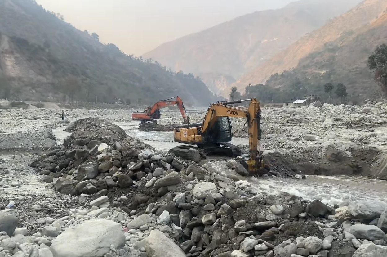 बाढीपहिरोबाट क्षतिग्रस्त बिपी राजमार्ग पाँच महिनापछि स्थायी रूपमा पुनर्निर्माण गरिँदै