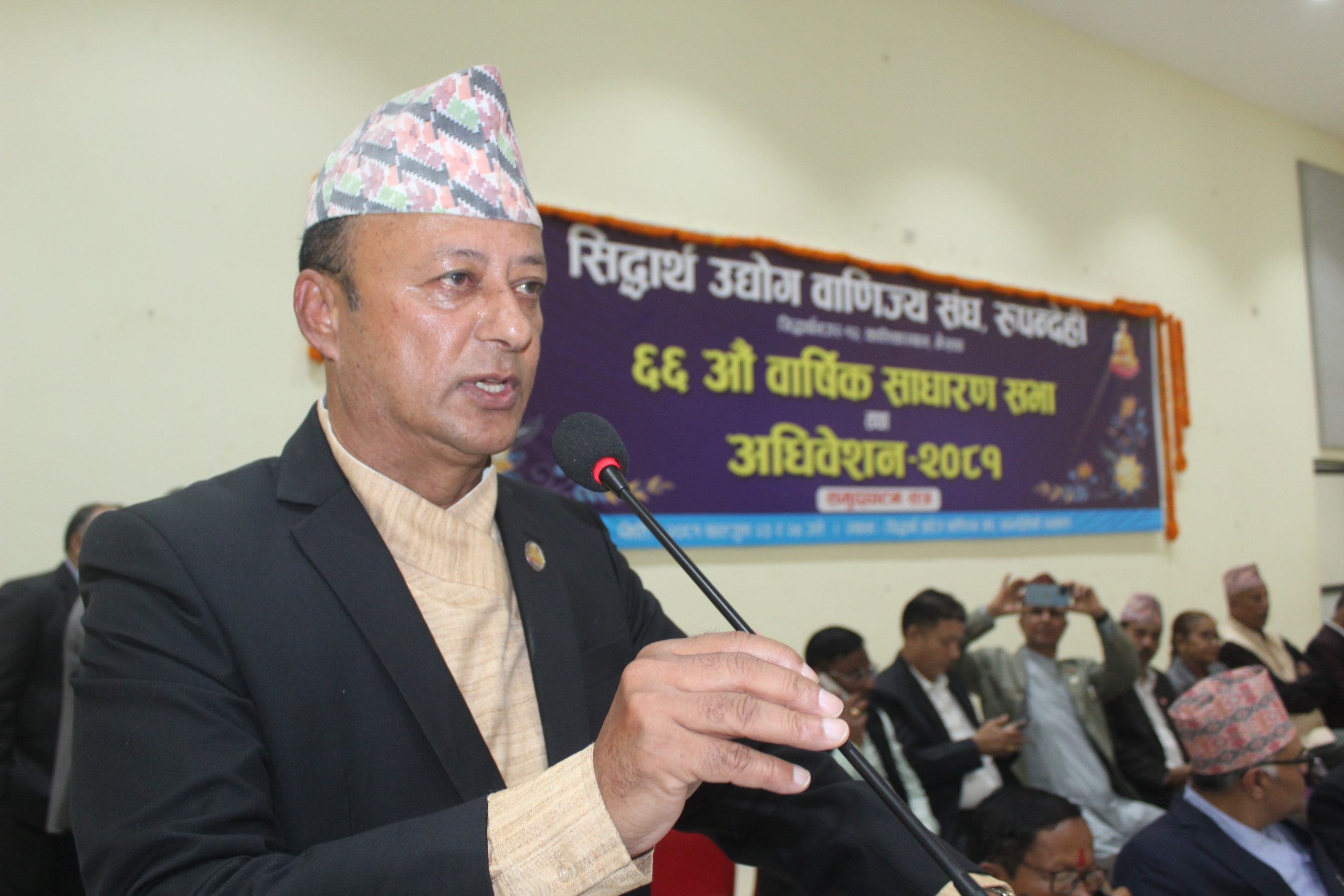 प्राधिकरणको नेतृत्वले उद्योगीमाथि अत्याचार गरेको मन्त्री खड्काको आरोप