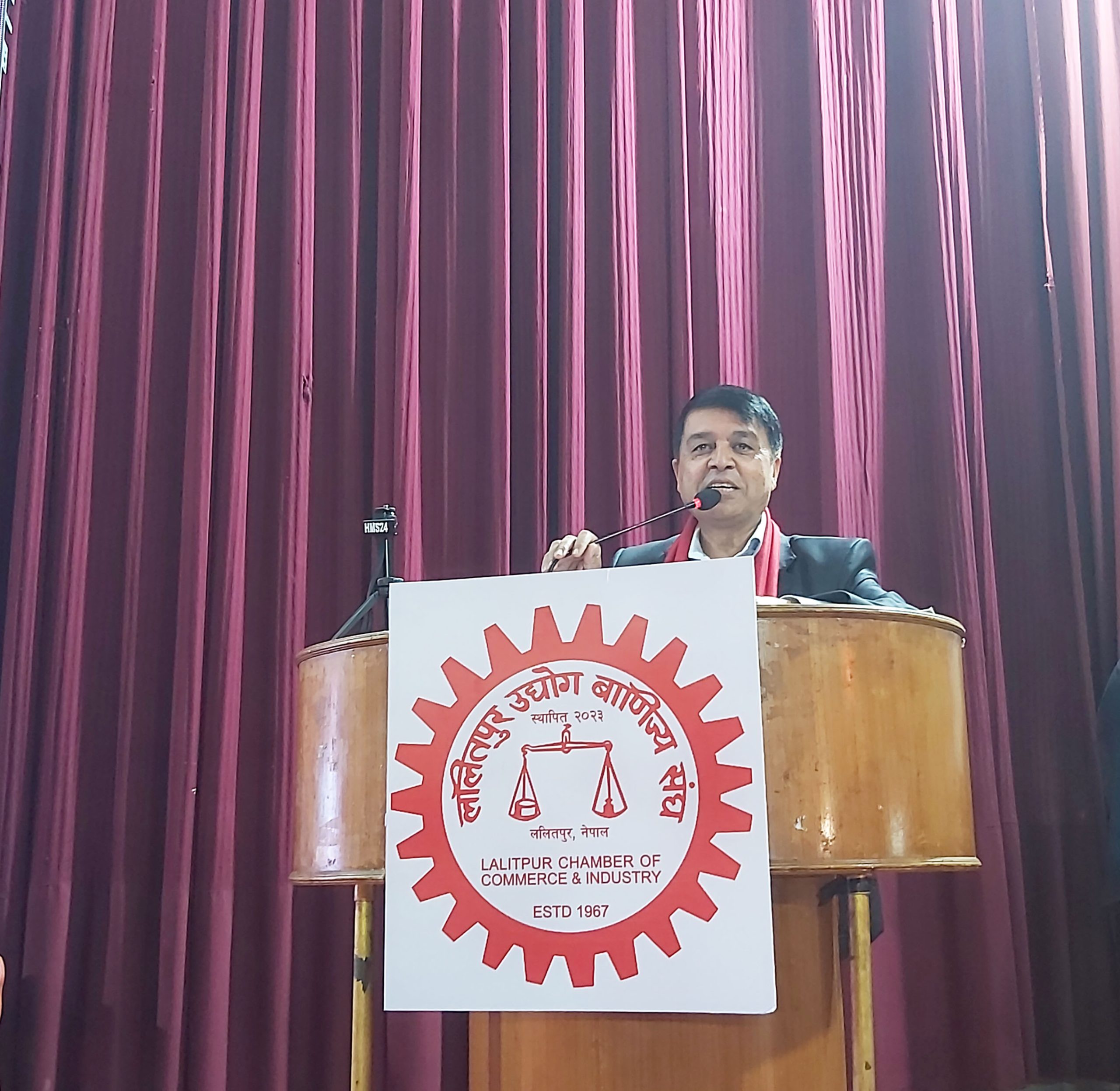 अहिले लगानीको एउटा वातावरण तयार भएको छः अध्यक्ष ढकाल