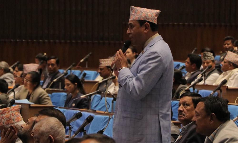 भरिया समातेर जनताको आँखामा छारो हाल्ने काम नगरौँ : खतिवडा