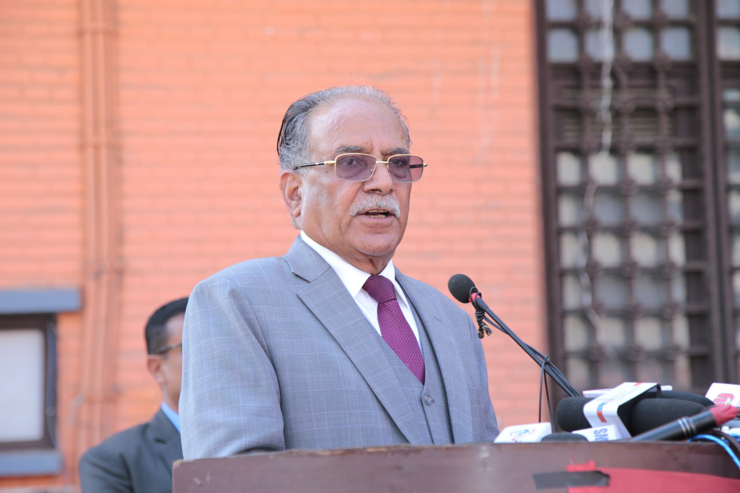 राजा महाराजालाई जनताले इतिहासको विषय बनाइसके, टाउको उठाउन खोजे ठूलो मूल्य चुकाउनुपर्छः प्रचण्ड