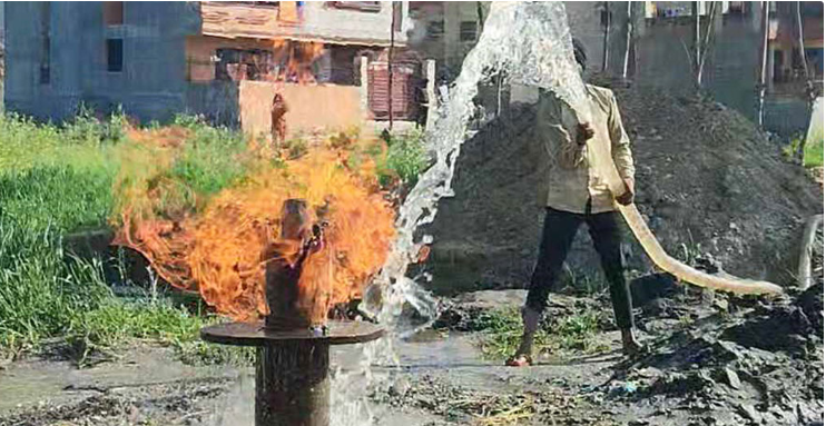टीकाथलीमा बोरिङ गर्ने क्रममा ग्यास ‘लिकेज’, स्थानीय जनता त्रसित