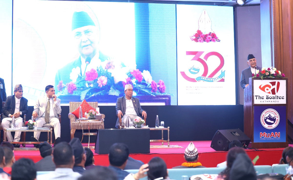 प्रधानमन्त्रीद्वारा छ नगरपालिका पुरस्कृत