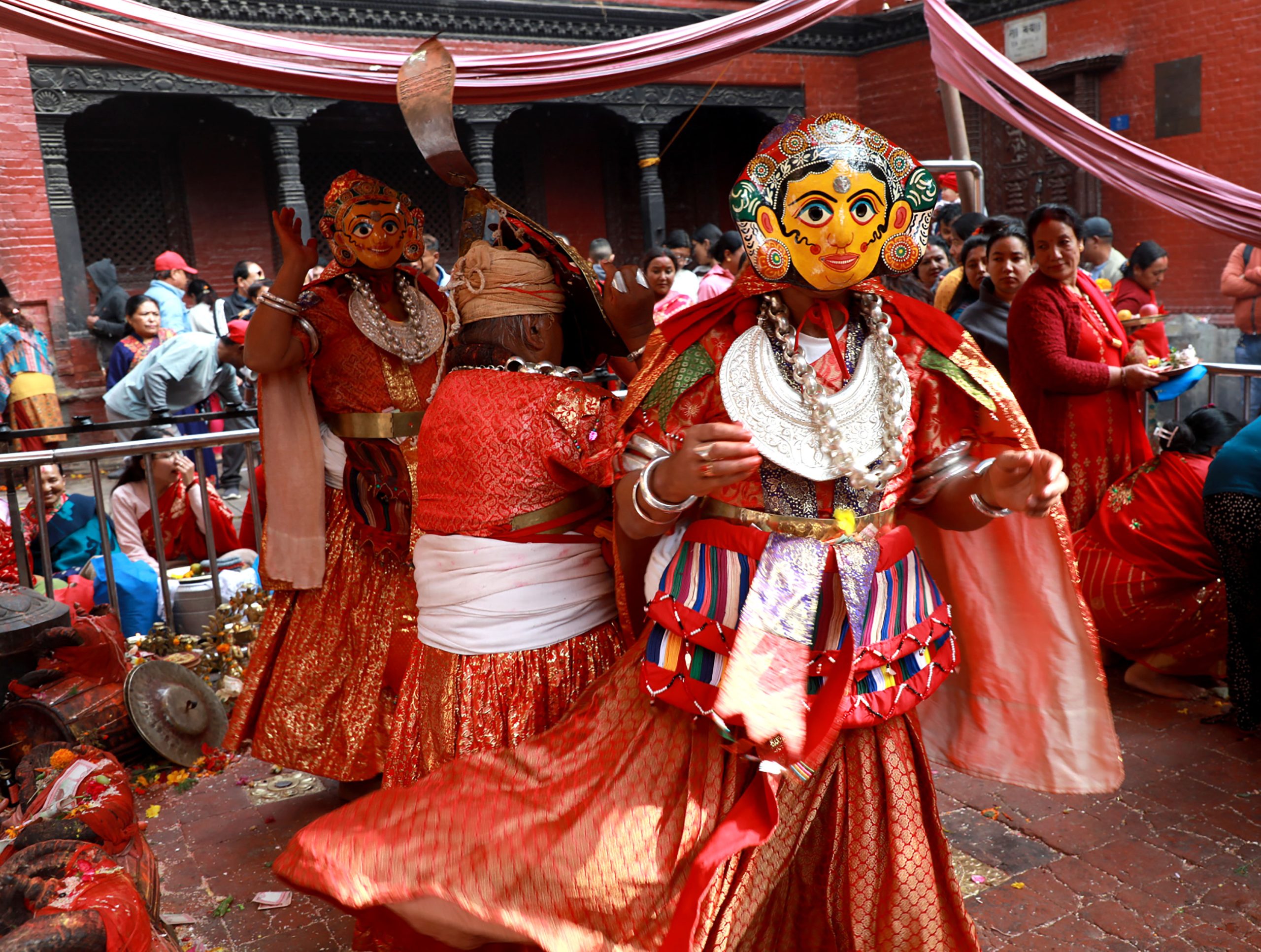 हरसिद्धी नाच, तस्बिरमा