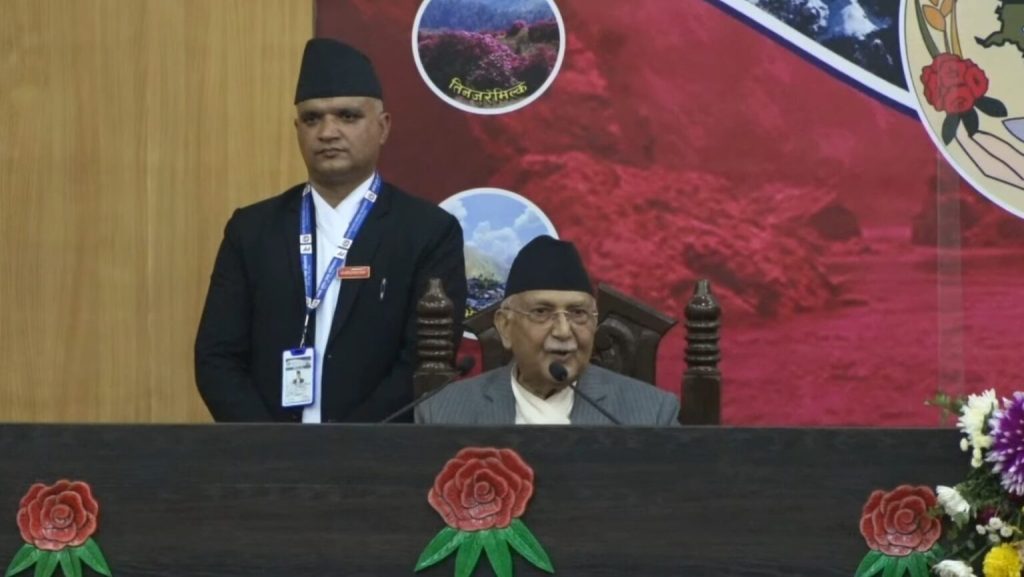हामी सामन्तवादतर्फ, पुँजीवादतर्फ वा अर्को कुनै वादतर्फ उन्मुख छैनौँ