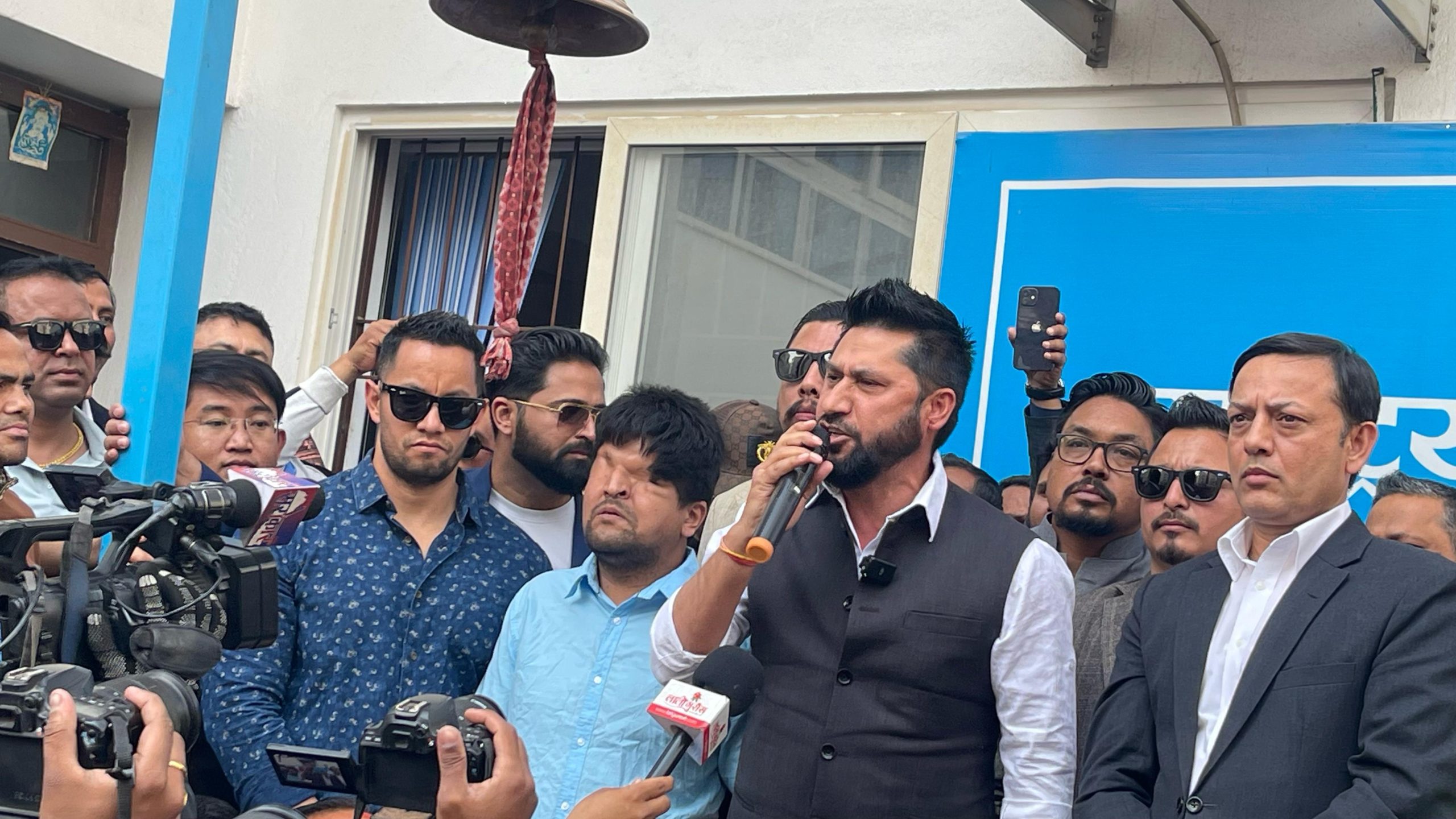 दुई तिहाईको सरकारले जिउँदो छाड्नु नै मेरो जित होः सभापति लामिछाने
