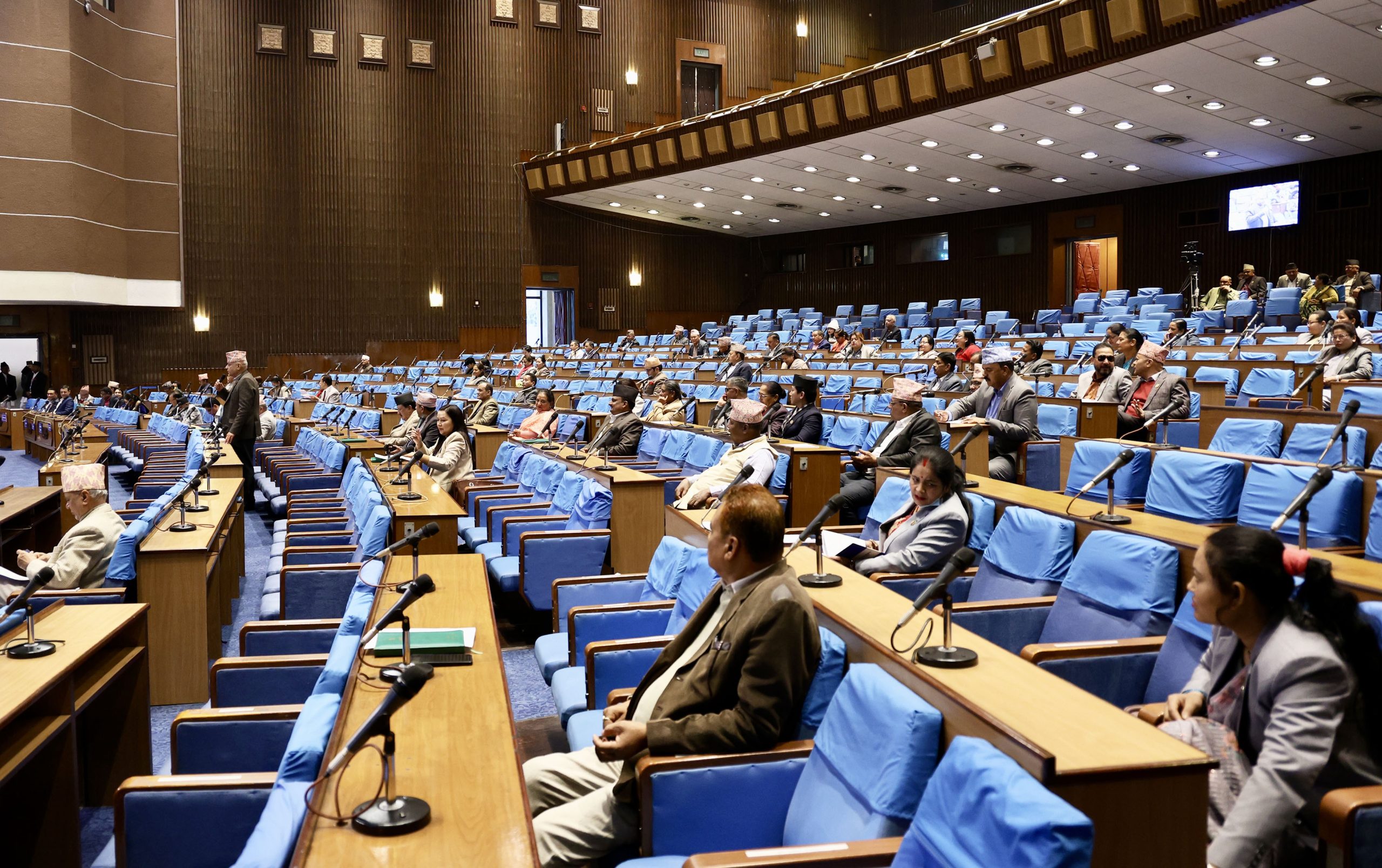मन्त्रिपरिषद बैठकद्वारा संसदको चालु अधिवेशन अन्त्य गर्न राष्ट्रपतिसमक्ष सिफारिस