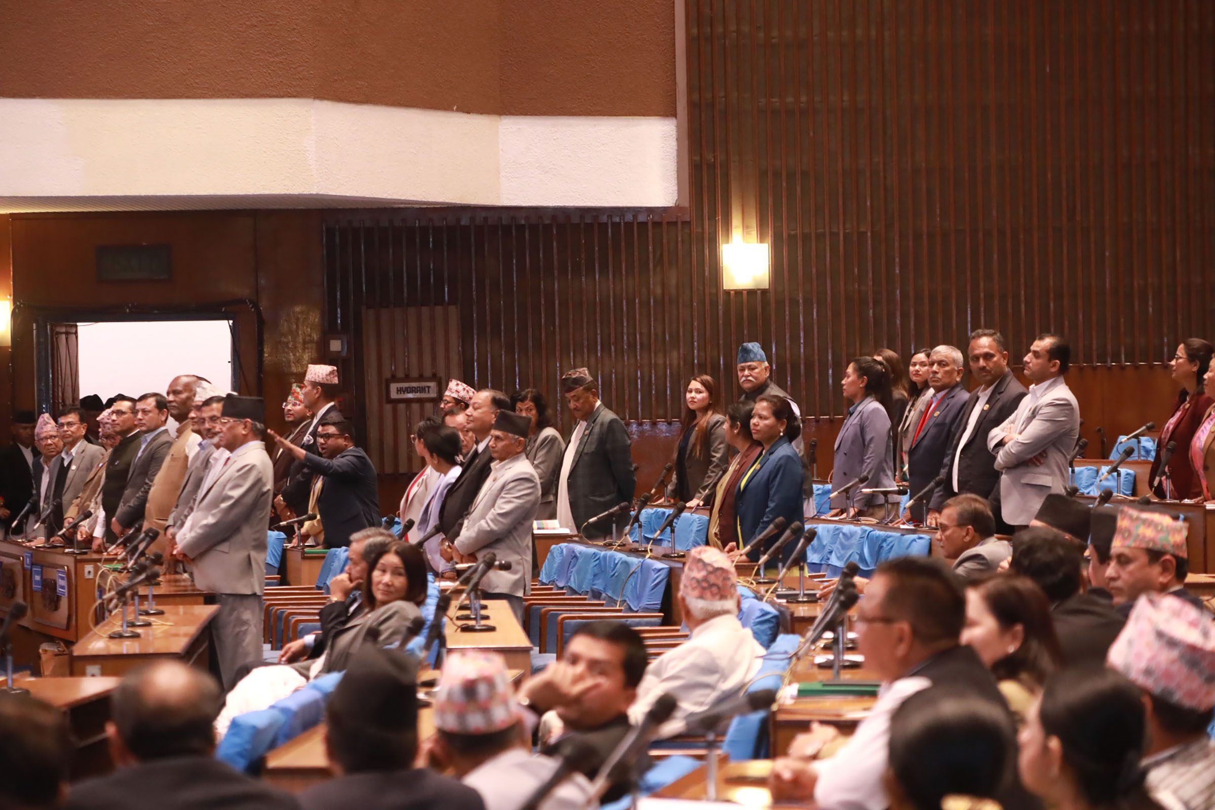 कुलमान बर्खास्त प्रकरणले प्रतिनिधिसभाको दोस्रो बैठक पनि अवरुद्ध