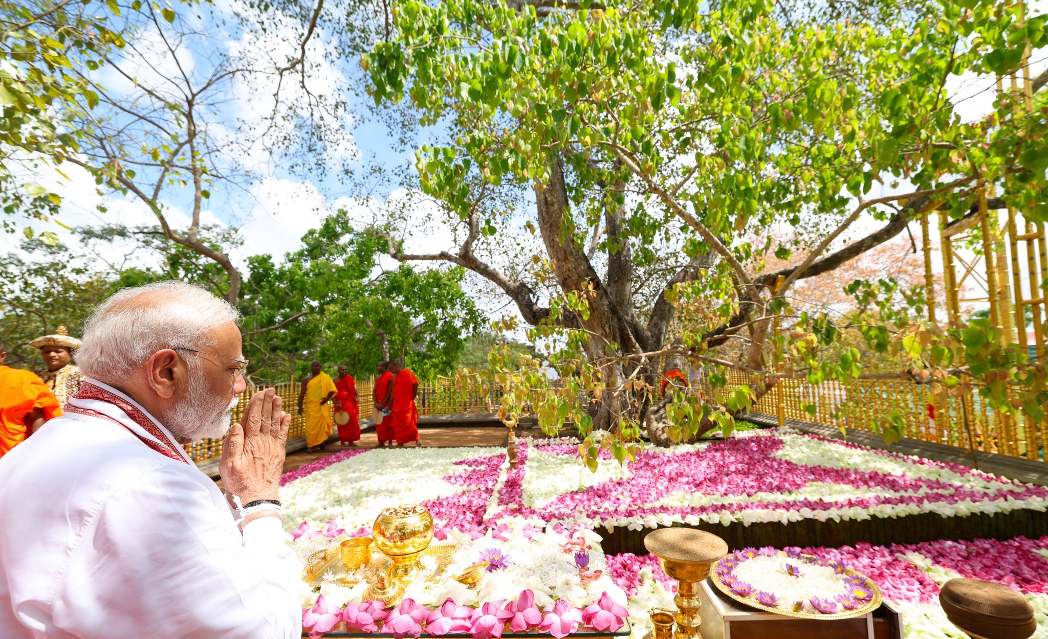 भारतीय प्रधानमन्त्री मोदीद्वारा श्रीलङ्कासँगको घनिष्ठ सम्बन्धको प्रशंसा