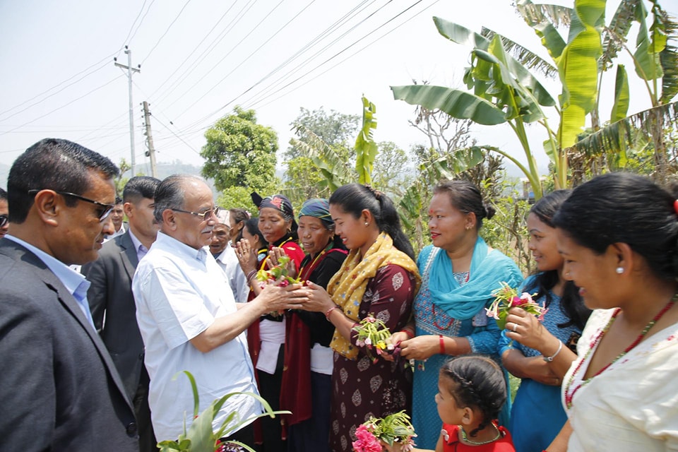 माओवादी अध्यक्ष प्रचण्ड गोरखामा, सहिद परिवारसँग भेटघाट र भूकम्प स्मृति कार्यक्रममा सहभागी हुने