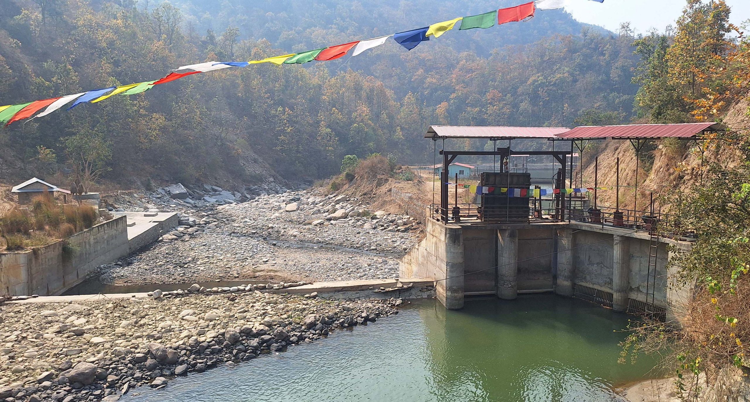 खोटाङमा जलविद्युत् आयोजनाले पानी नछाडि दिँदा किसानलाई चैते धान रोप्न समस्या