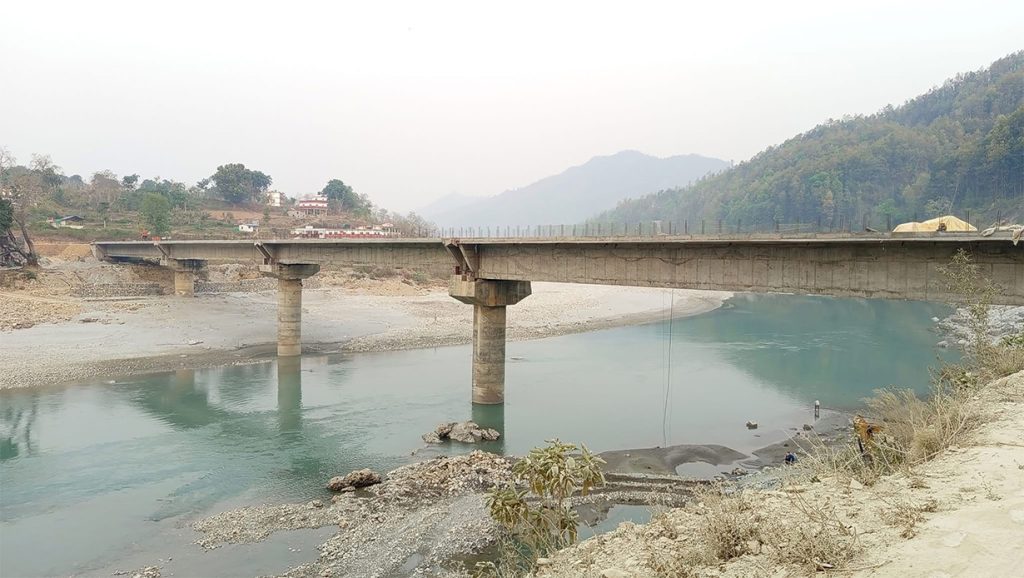 दुई प्रदेश जोड्ने पक्की पुल निर्माण
