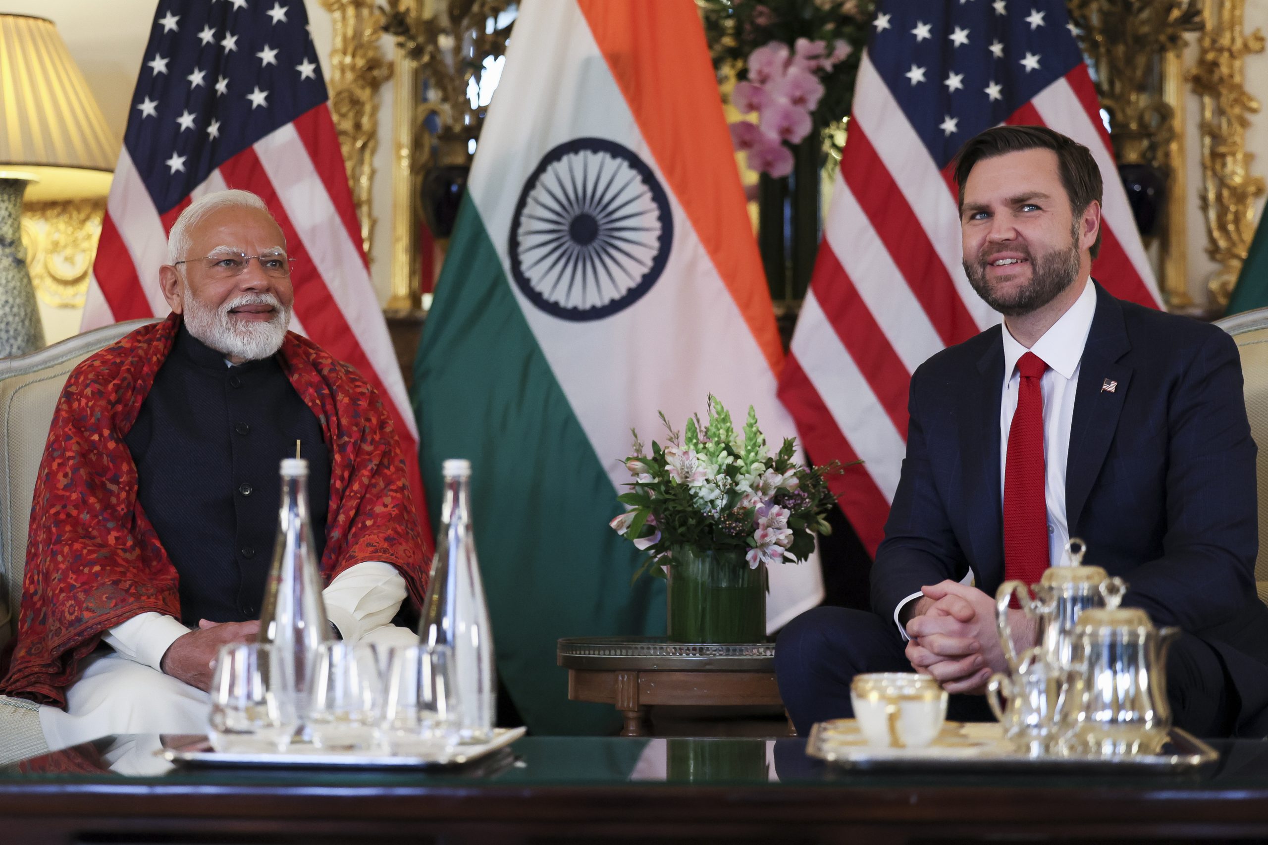 आर्थिक, व्यापार र भू–राजनीतिक सम्बन्धबारे द्विपक्षीय वार्ताका लागि भारत भ्रमण गर्दै अमेरिकी उपराष्ट्रपति भान्स