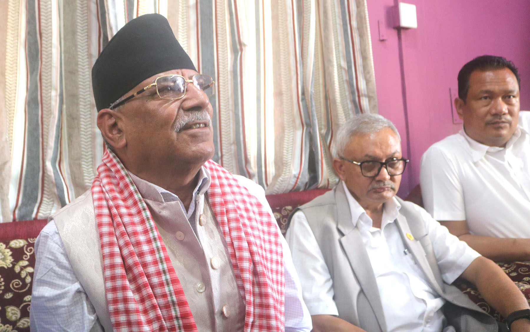 गणतन्त्र खतरामा छैनः प्रचण्ड