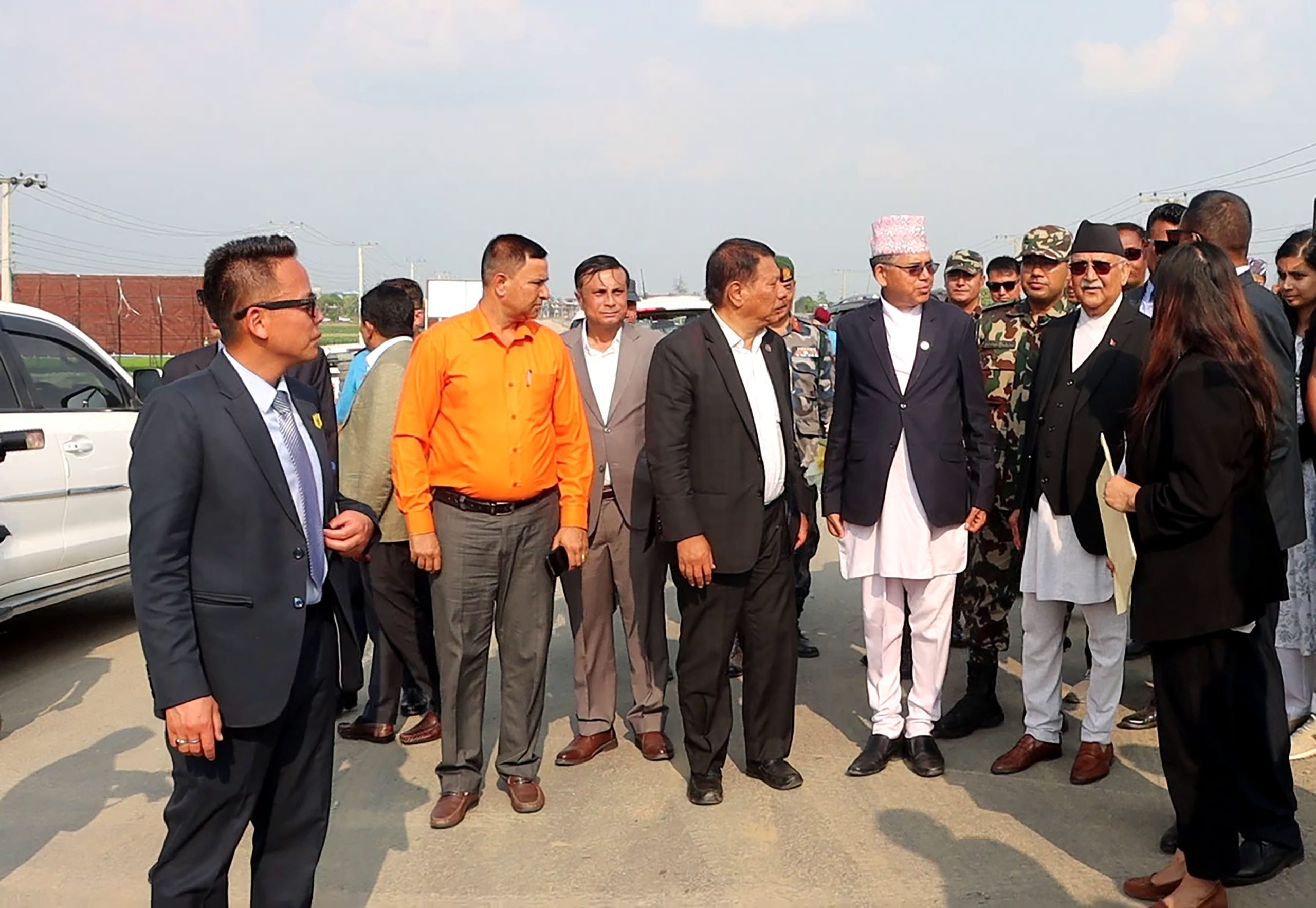 चार लेनमा विस्तार भइरहेको नारायणघाट–बुटवल सडक समयमै पूरा हुन्छ : प्रधानमन्त्री ओली