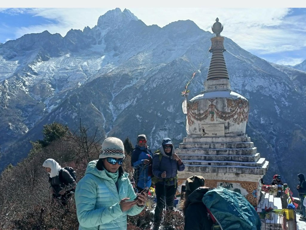 सगरमाथा क्षेत्रमा पर्यटक आगमन वृद्धिः चैतमा भित्रिए १२ हजार