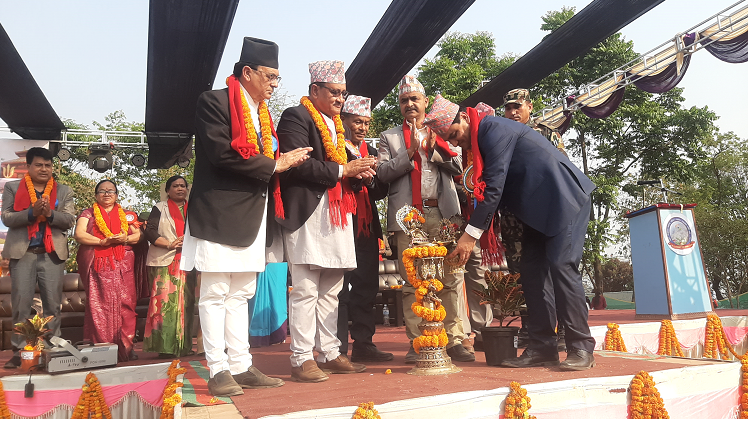 ‘स्वास्थ्य बिमा बन्द होइन, थप प्रभावकारी बनाउँदैछौँ’ : मन्त्री पौडेल