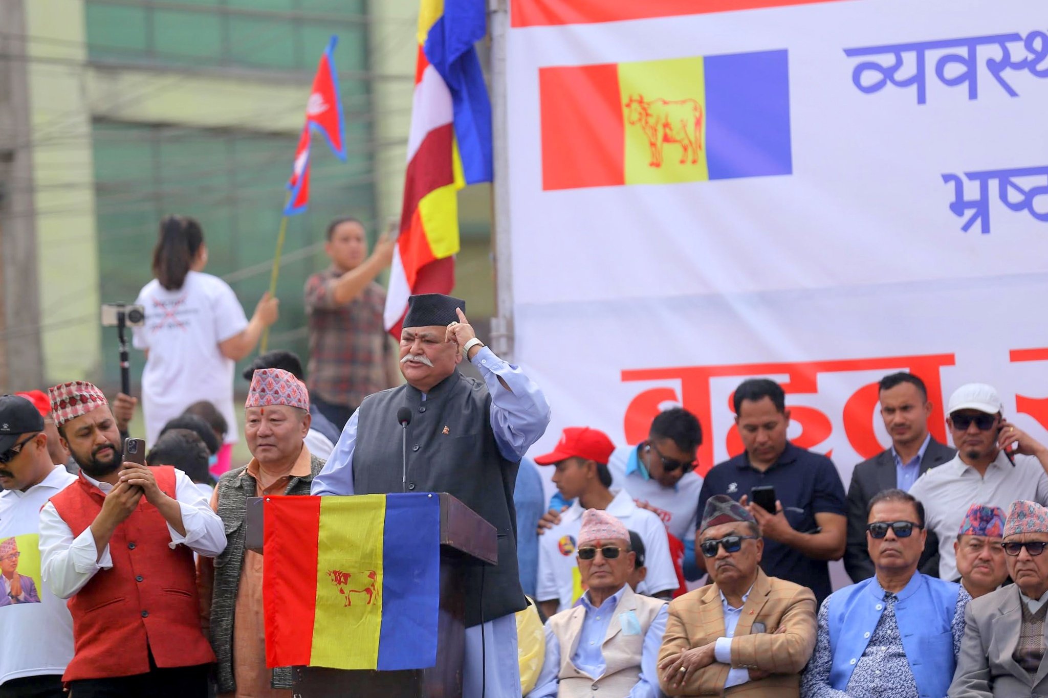 सरकार नसुध्रिए जनताले देश बंगलादेश र श्रीलंका बनाउने सिंहको चेतावनी