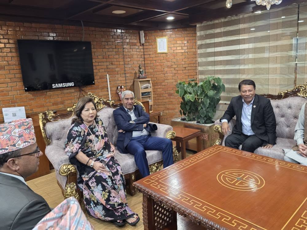 थाइल्याण्डबाट स्वदेश फर्केपछि देउवाले भने-सत्ता परिवर्तन हुँदैन