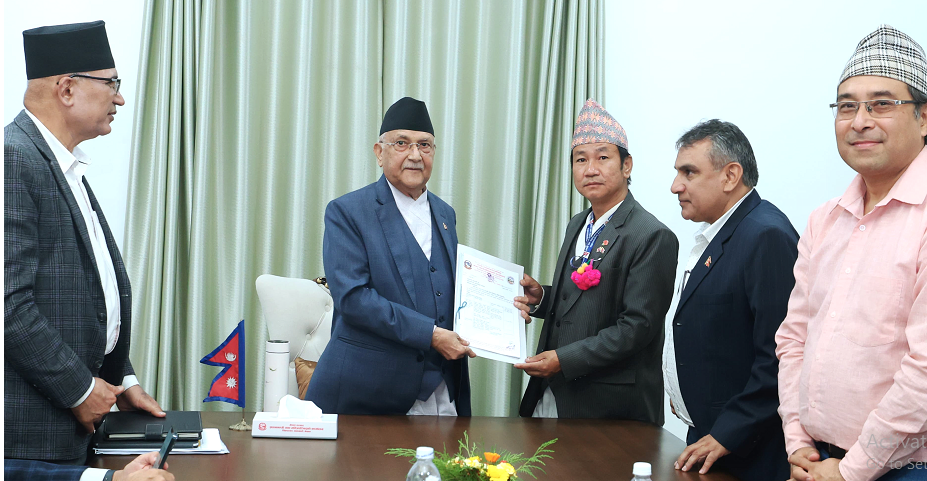 धरानवासीलाई खानेपानीको प्रबन्ध गर्ने प्रक्रिया अघि बढ्यो : प्रधानमन्त्री ओली