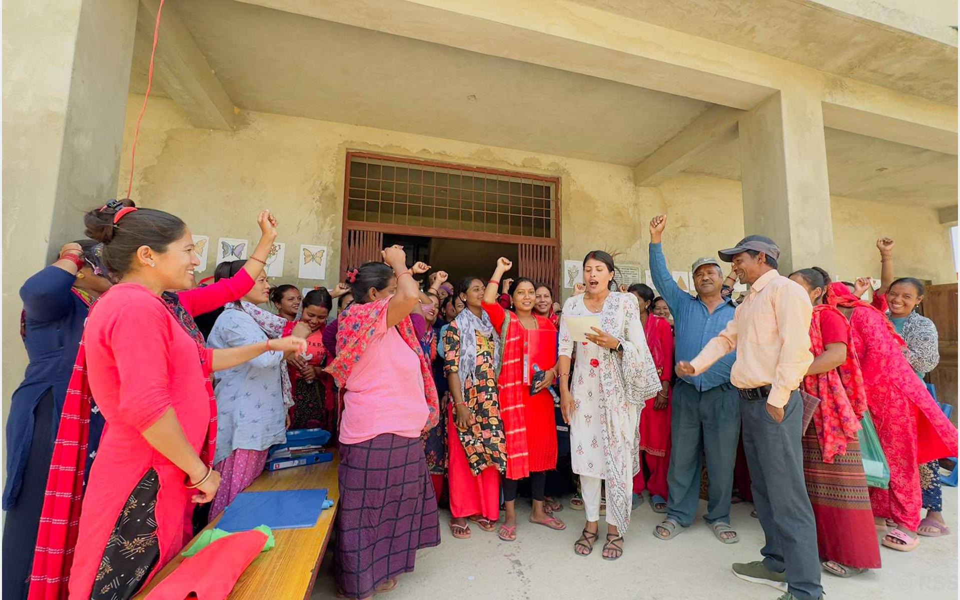 पाल्पामा विद्यालय खोल्न विद्यालय व्यवस्थापन समितिलाई दबाब