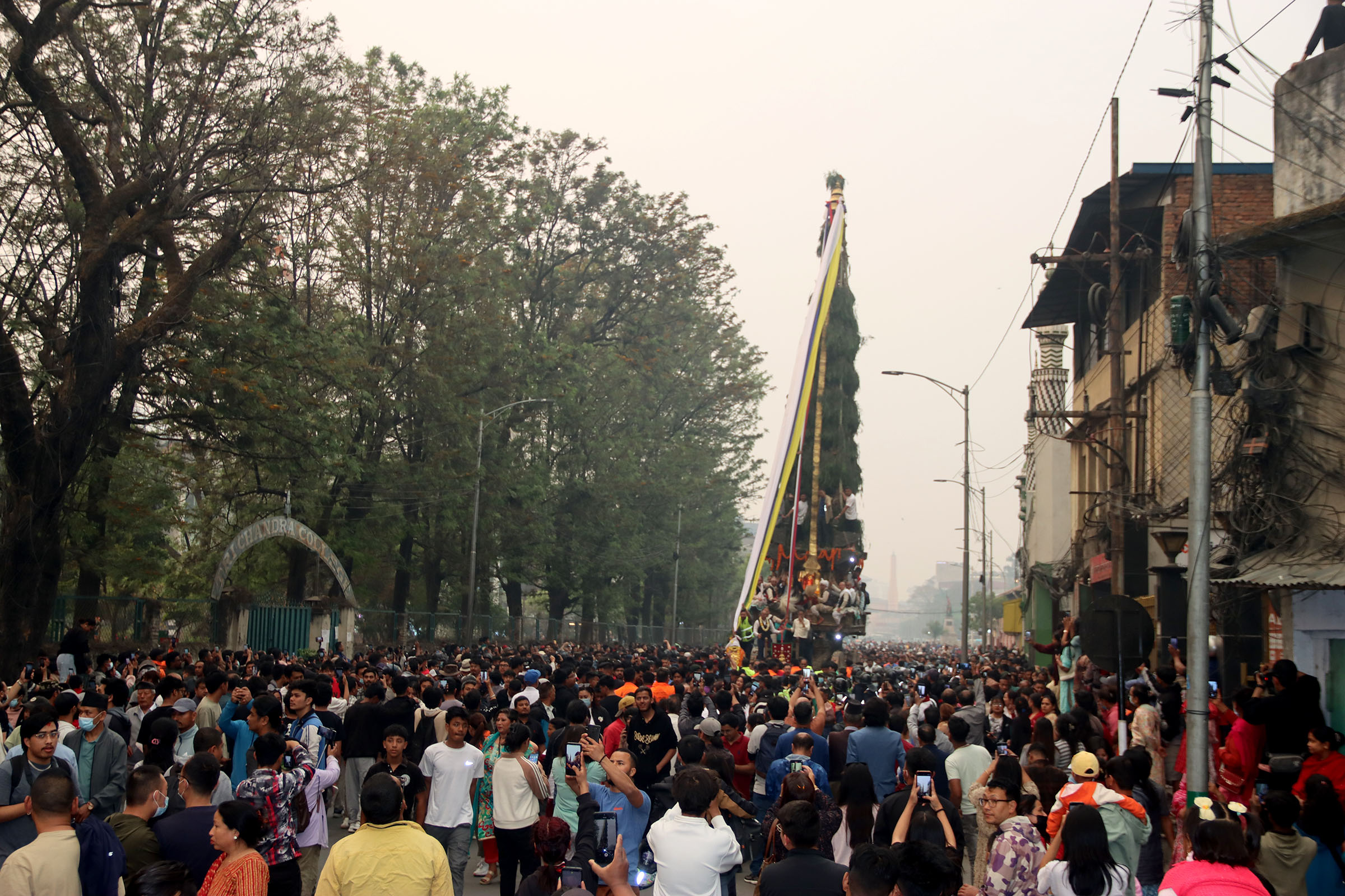 सेतो मछिन्द्रनाथको रथयात्रा शुरु