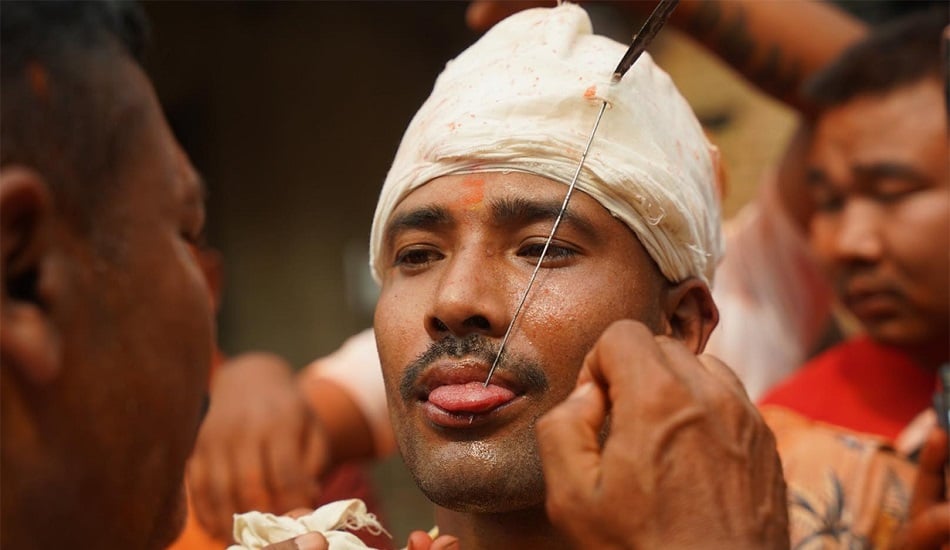 तेस्रो पटक जिब्रो छेडेर महाद्विप बोक्दै टोलटोल घुमे बोडेका २८ वर्षीय सुजन