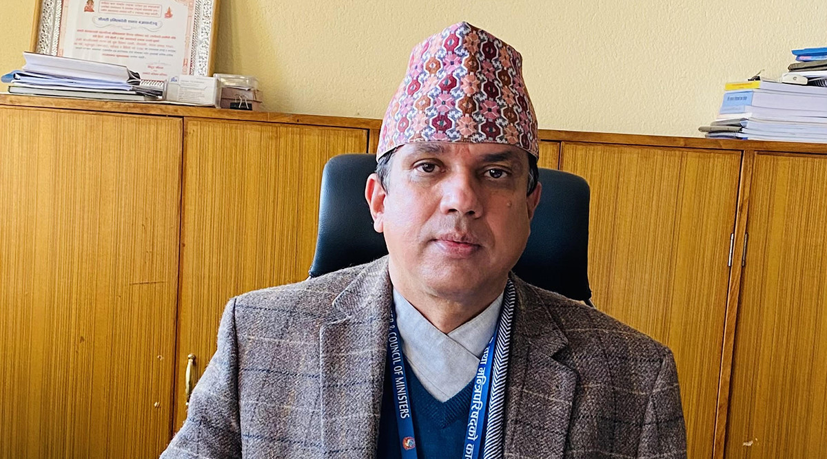 उर्जासचिव आचार्यलाई राज्यमन्त्रीको २४ घण्टे स्पष्टीकरण
