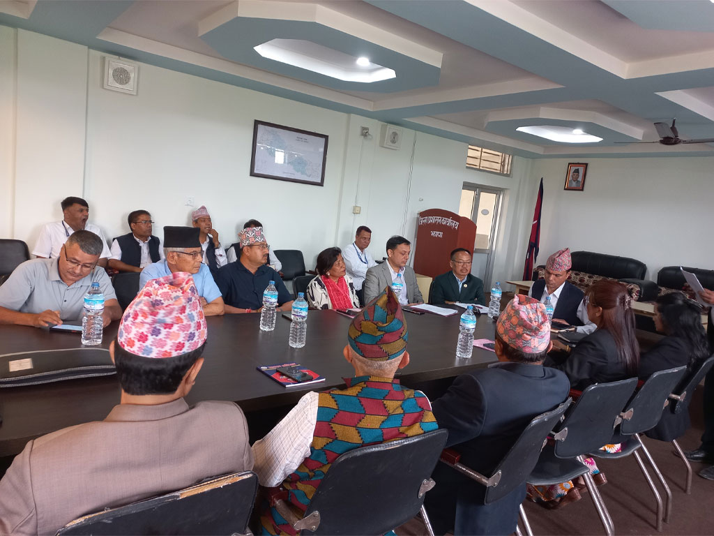 सङ्घीय संसद्को समितिद्वारा सुझाव सङ्कलन