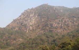 ऐतिहासिकस्थल ‘गोल्मे राजा, गोल्मे रानी’ पर्यटकको पर्खाइमा