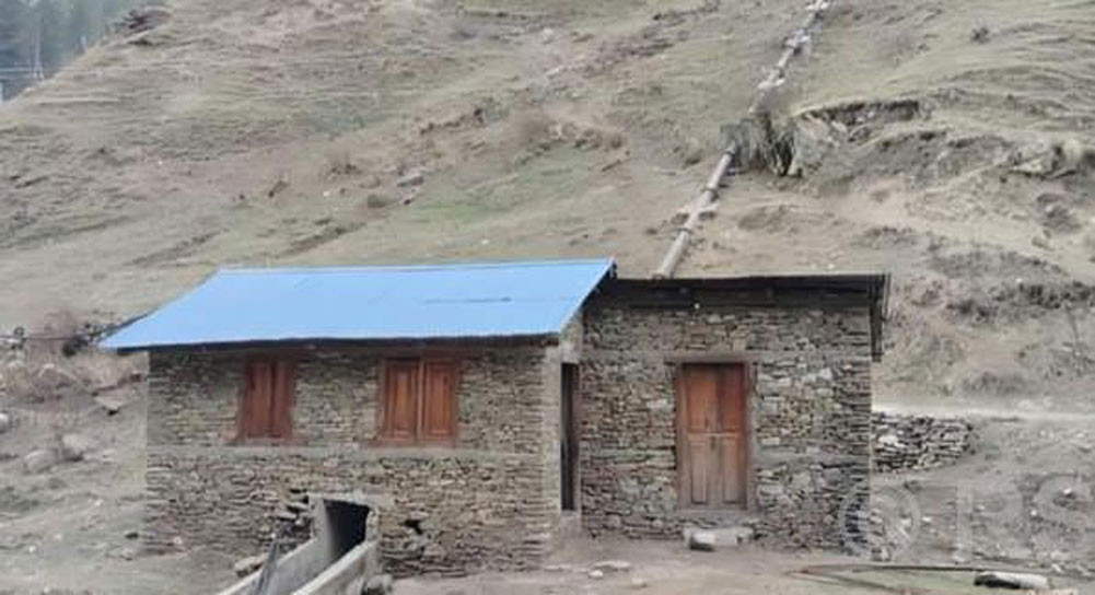जुम्लाको गुठीचौरमा तीन महिनादेखि विद्युत् सेवा बन्द,   ४८० घरधुरी अन्धकारमा