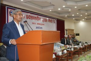 आर्थिक गतिविधि चलायमान बनाउन मुलुकमा शान्ति सुरक्षा कायम हुनुपर्छः गृहमन्त्री लेखक