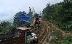 फोक्सिङटार–धाप्लाङघाट’ सडक निर्माण धमाधम
