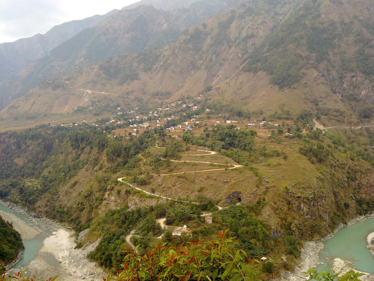 करिडोरले फेरिँदै हर्मिचौरवासीको जीवनस्तर