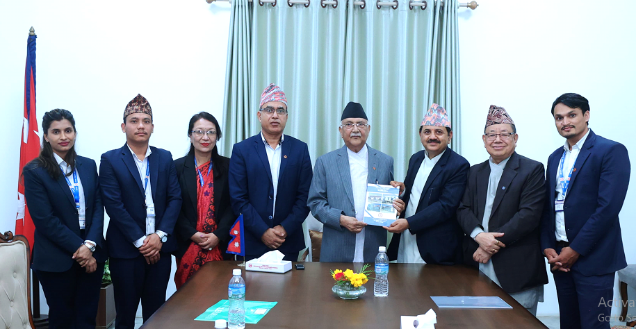 प्रधानमन्त्रीसमक्ष नाष्टको सेवा आयोगको प्रतिवेदन पेस
