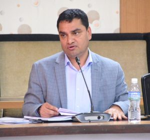 प्रजातन्त्र सेनानीहरूको अभिलेख राखिनुपर्छ : स्वास्थ्यमन्त्री पौडेल