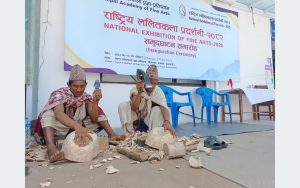 काठमाडौँको प्रदर्शनीमा राउटेले पहिलोपटक देखाए हस्त-शिल्पकला