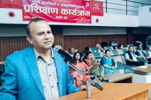 ‘विपक्षीको आलोचनाले पार्टीलाई सुधार गर्न सहयोग पुग्छ’ :  महासचिव पोखरेल