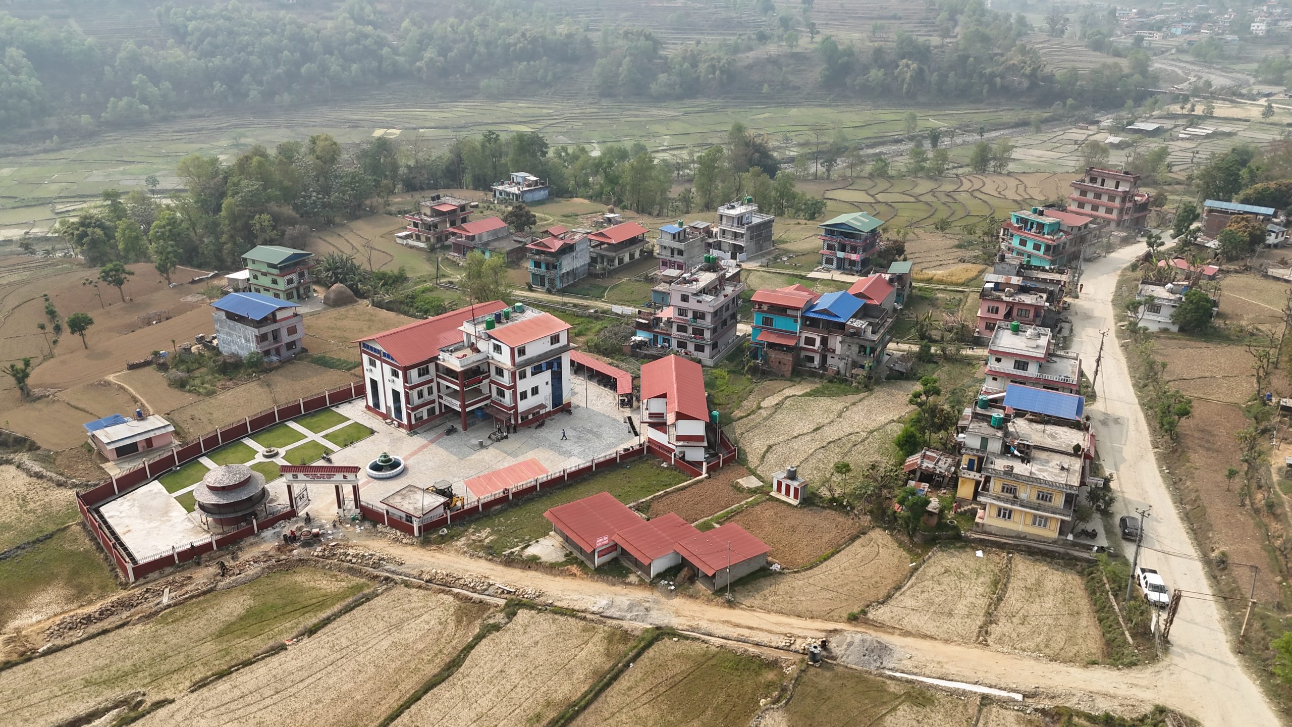 लमजुङको सुन्दरबजारबाट बसाइँसराइ गर्नेको सङ्ख्या बढ्यो