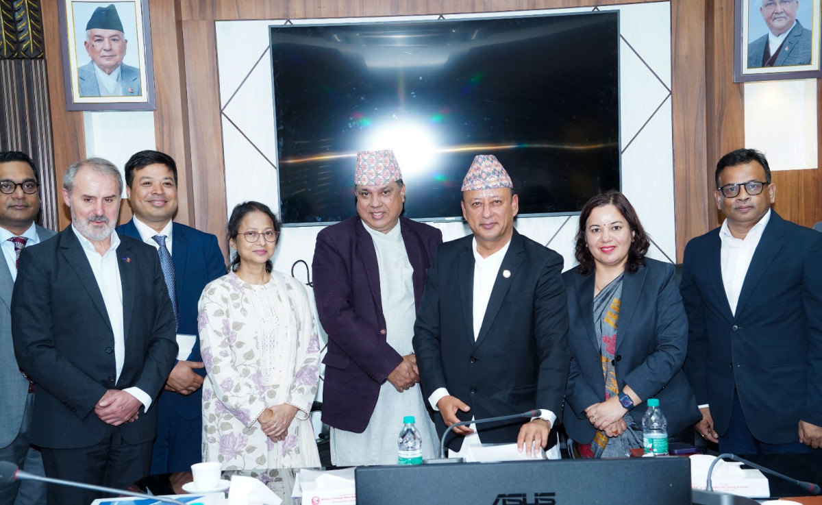 ऊर्जामन्त्री खड्का र एशियाली विकास बैँकका उपाध्यक्षबीच भेट