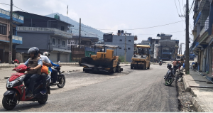 मध्यपहाडी लोकमार्ग :  हरिचोक–याम्दी खण्ड ‘अस्फाल्ट’ प्रविधिबाट ‘पिच’
