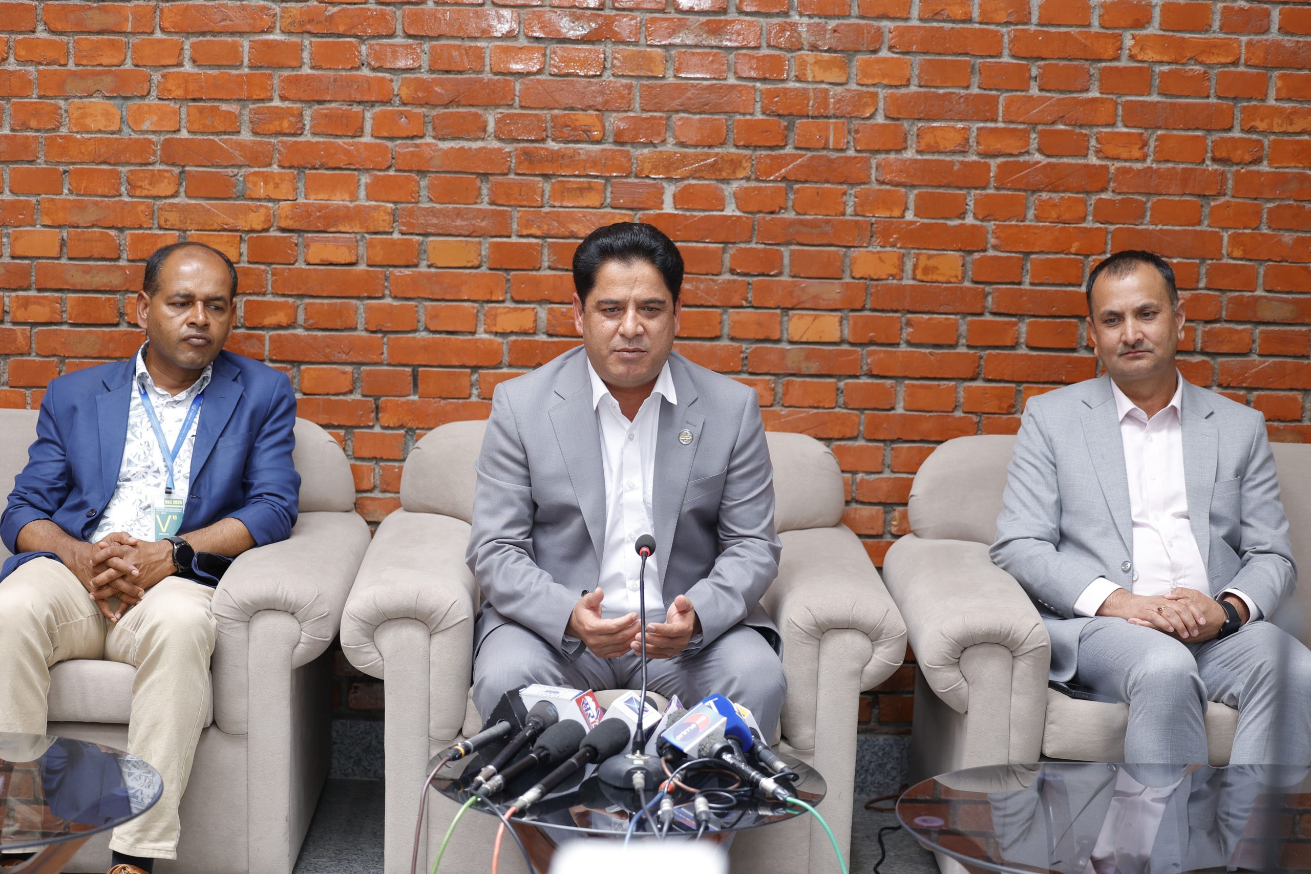 पूर्वराष्ट्रपति भण्डारीको चीन भ्रमणबाट दुई देशबीच भएका सम्झौता र सम्झदारीलाई पुनःताजकी गर्ने काम भयोः मन्त्री भण्डारी
