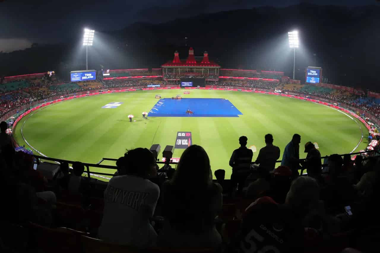 आईपीएलको फाइनल खेलमा आरसिबी र पन्जाब भिड्दै