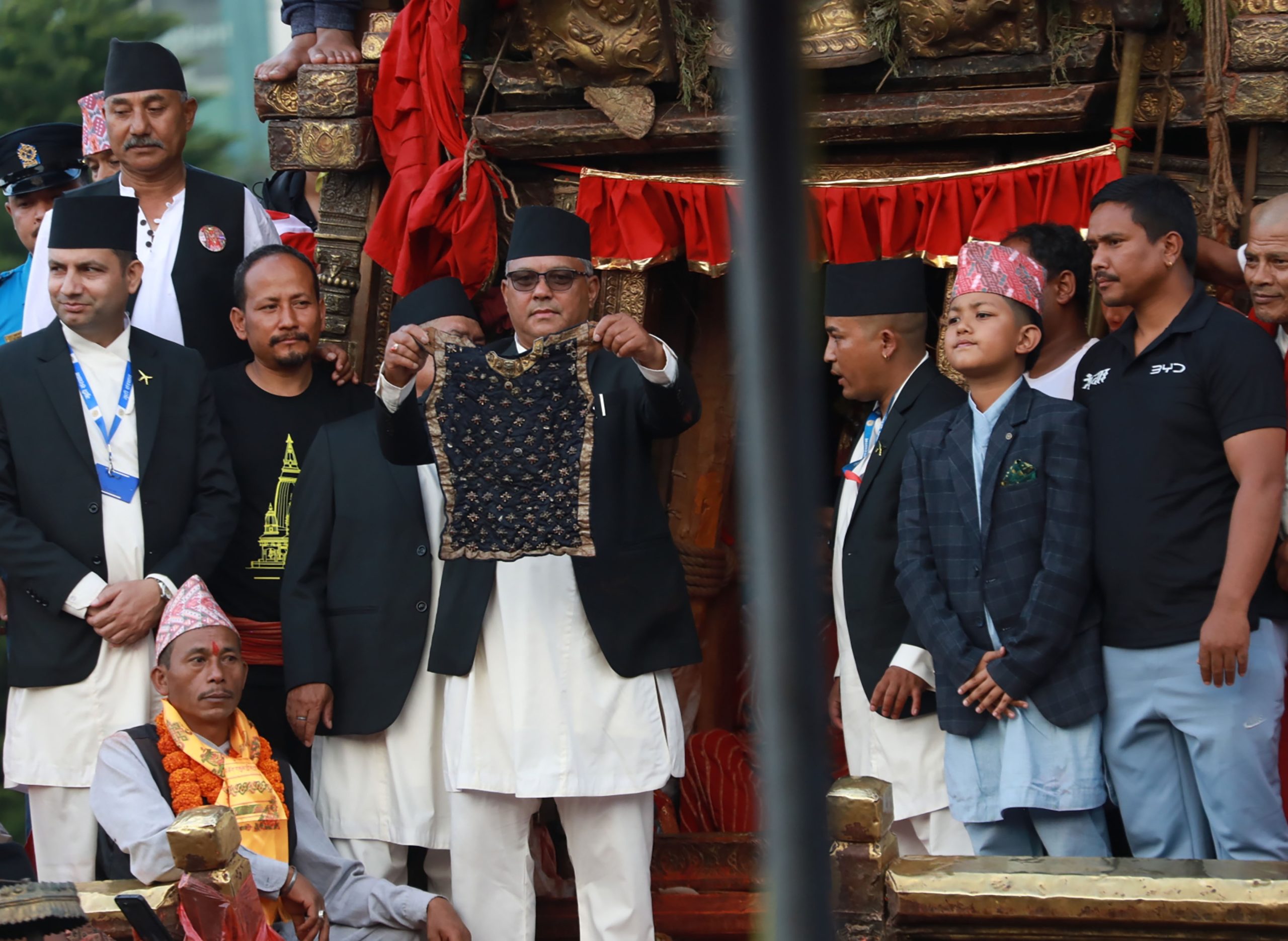 राष्ट्रपति पौडेलद्वारा रातो मच्छिन्द्रनाथको भोटो जात्रा अवलोकन