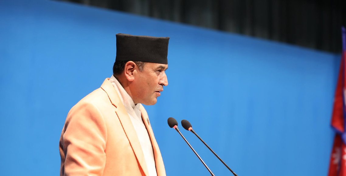 सङ्घीय निजामती सेवासम्बन्धी प्रतिवेदन प्रतिनिधिसभामा पेस