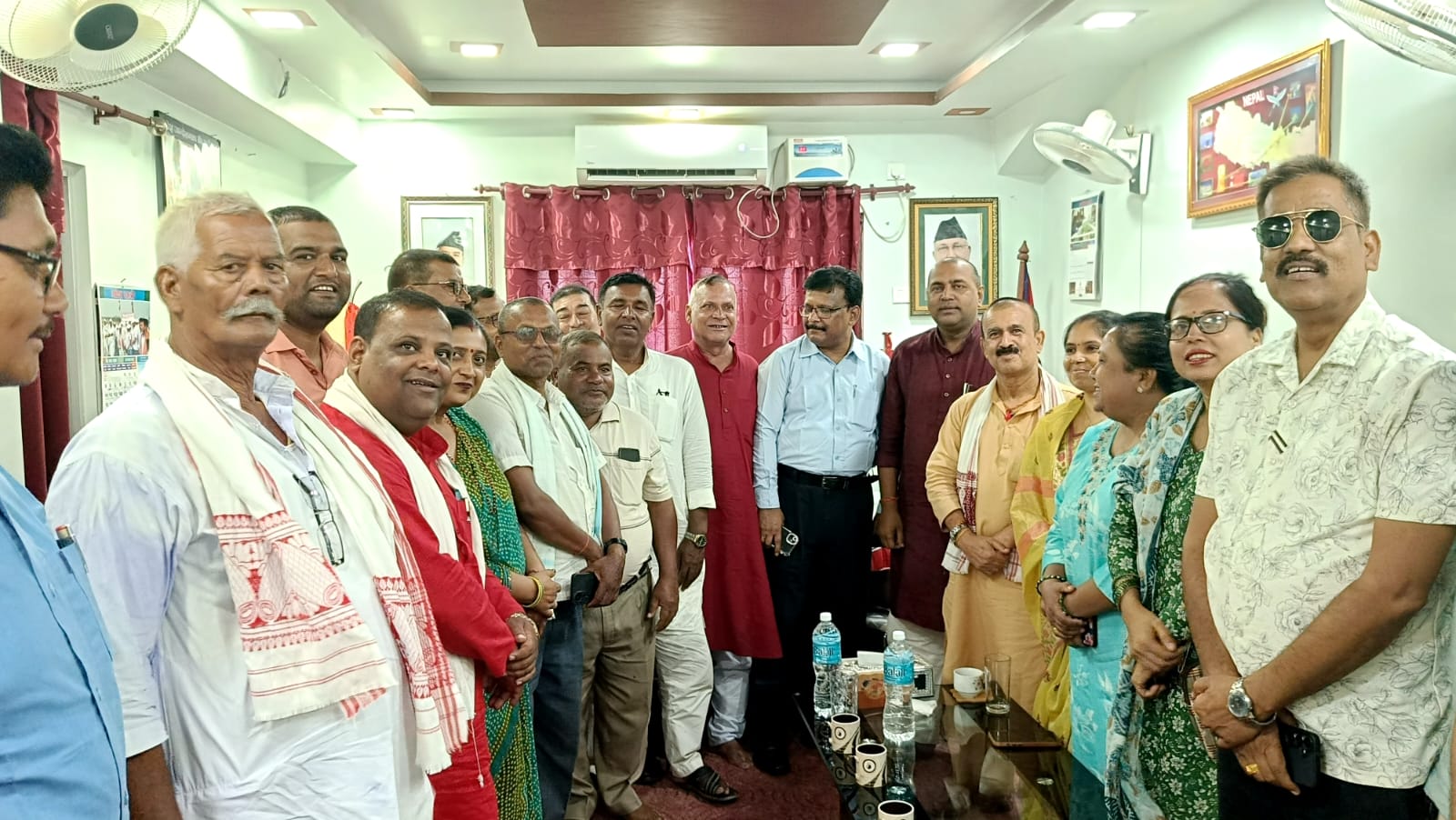 कांग्रेसका नेताहरुले गराए सिँचाइ र खानेपानी समस्या बारे सिचाई मन्त्रीलाई ध्यानाकर्षण